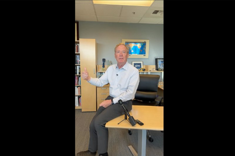 微软召开紧急新闻发布会:回应“抵制 Azure”抗议事件 - WinDiscover